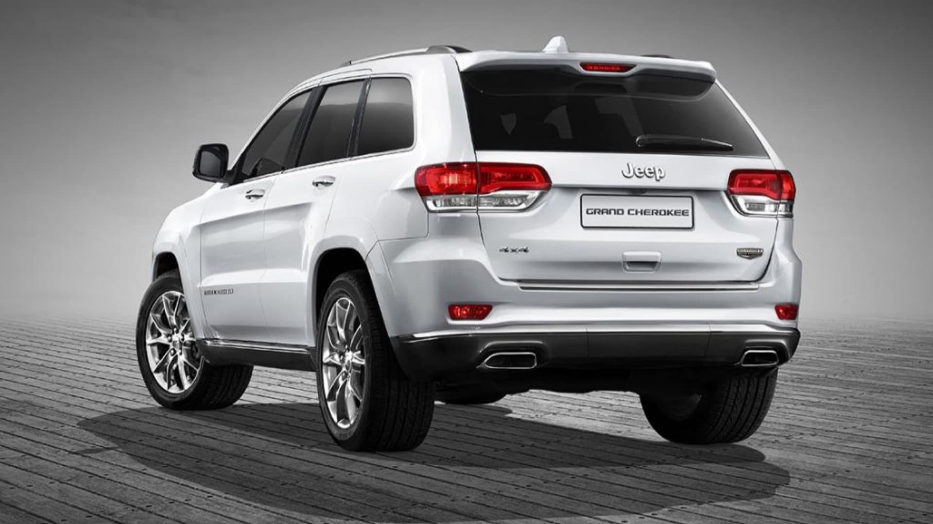 Jeep-Grand-Cherokee-2013-Diesel-Exterior